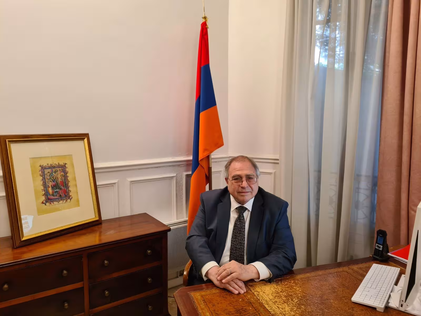 Interview avec  S.E.M. Christian TER-STEPANIAN, Ambassadeur, Représentant personnel du Premier ministre de la République d'Arménie auprès de l'OIF