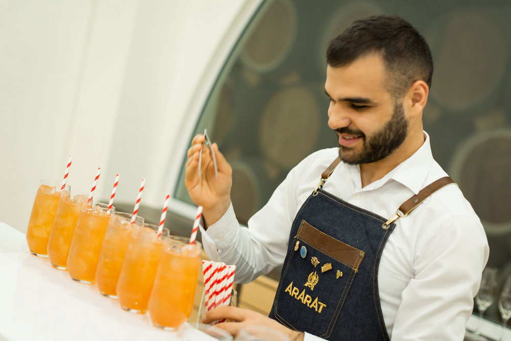 Deuxième édition de la Soirée des cocktails au musée ARARAT