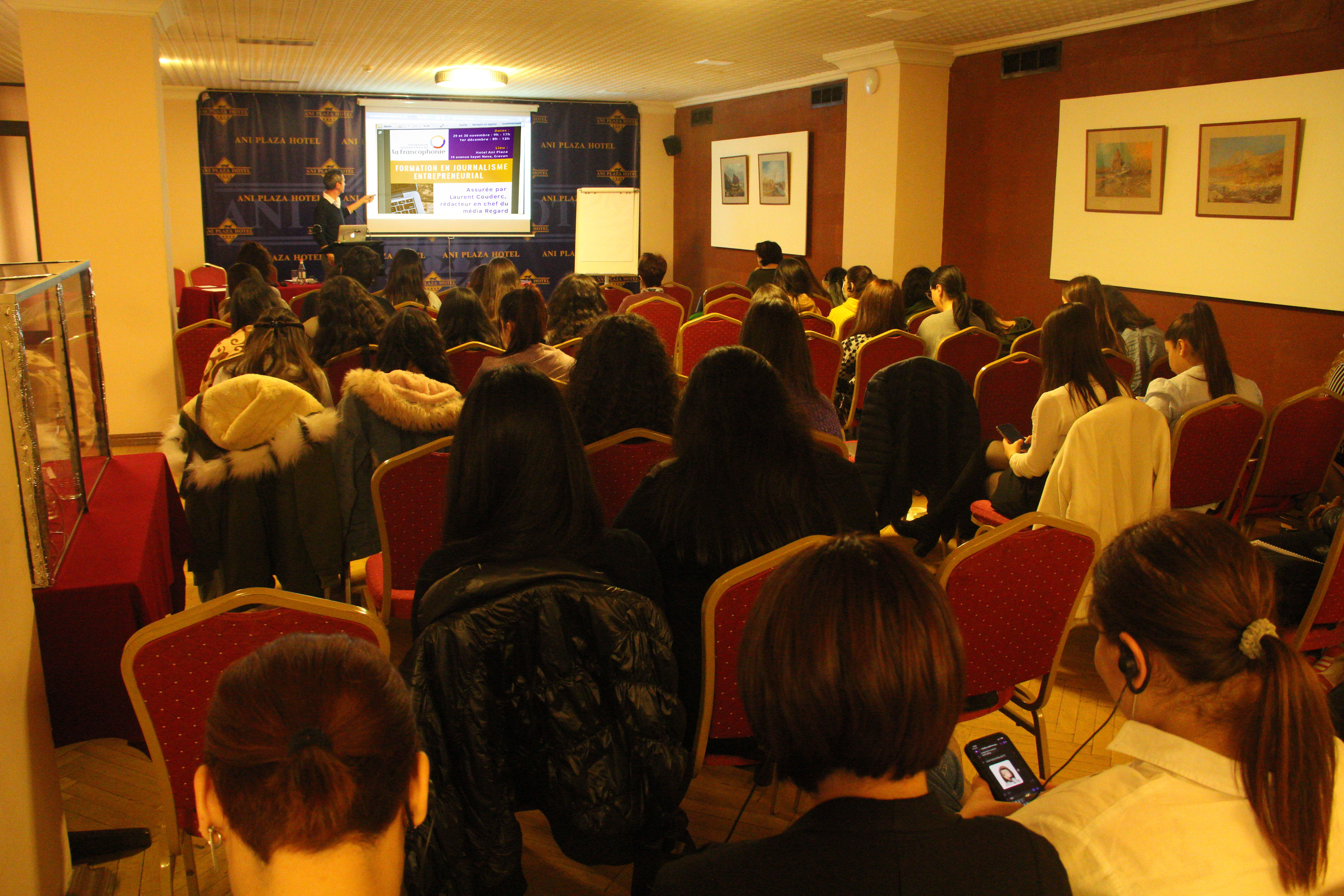 Formation francophone au journalisme entrepreneurial