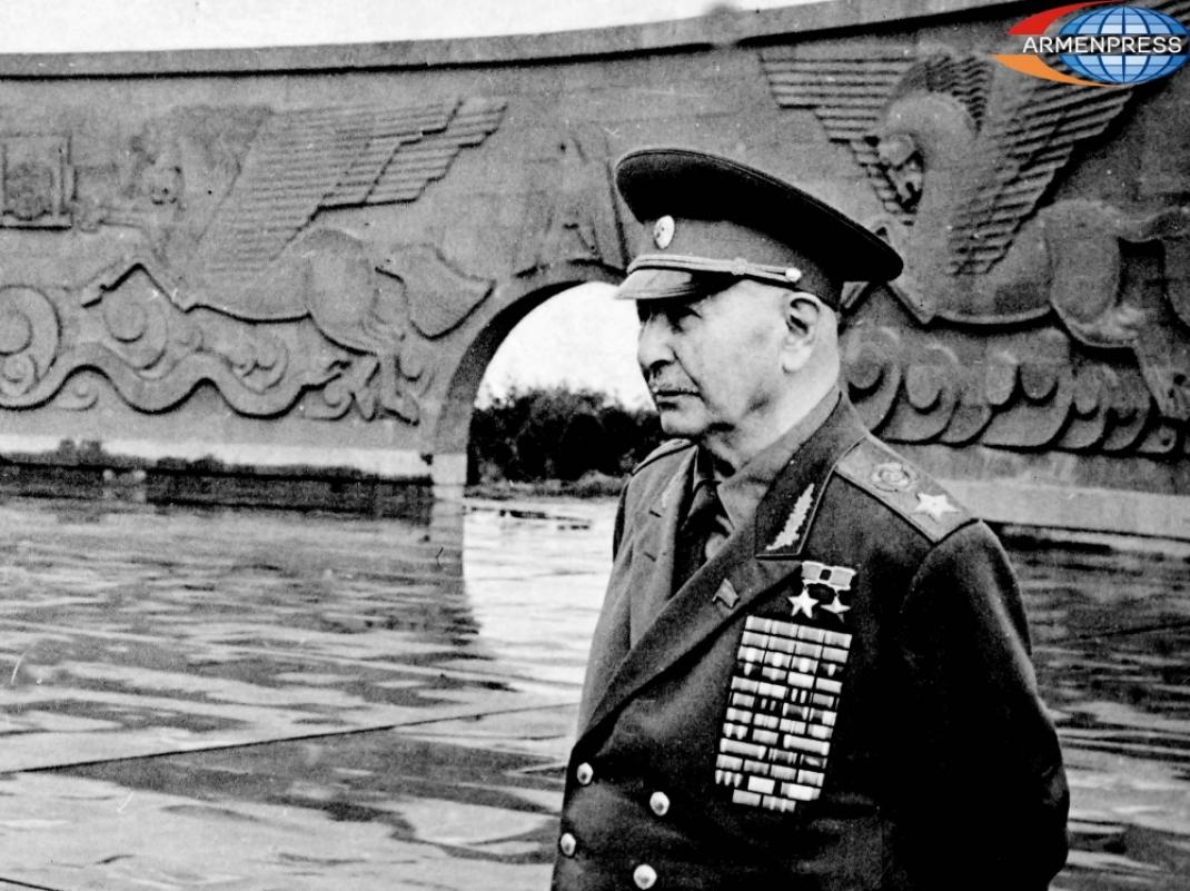 Ivan (Hovhannès) Baghramyan, maréchal de l'Union soviétique