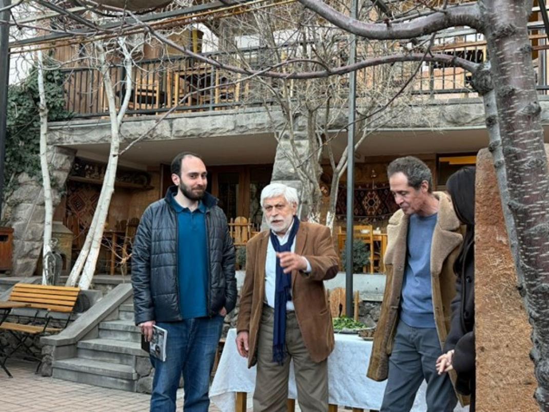Arthur Vardikian, vice-président de Filmadaran, Garéguine Zakoïan, président de Filmadaran, et Xavier Richard, directeur de l’Institut français en Arménie, à l’hôtel Silk Road