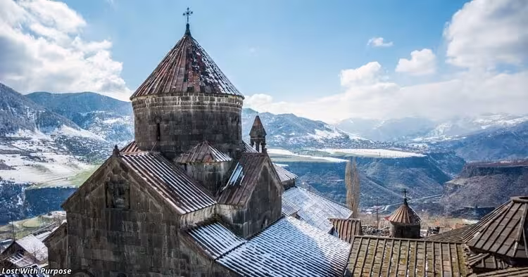 J'ai été dans 135 pays. Mais il n'y en a que 9 où vous pouvez vivre comme un roi pour 1000 $ par mois