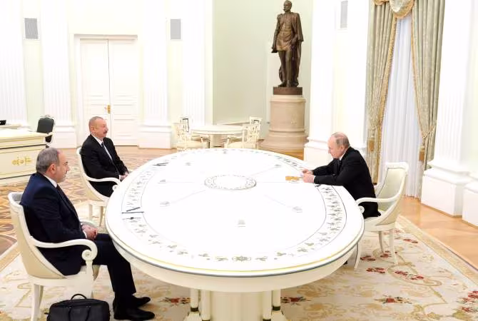 Le président russe s'entretient au téléphone avec les dirigeants arméniens et azerbaïdjanais