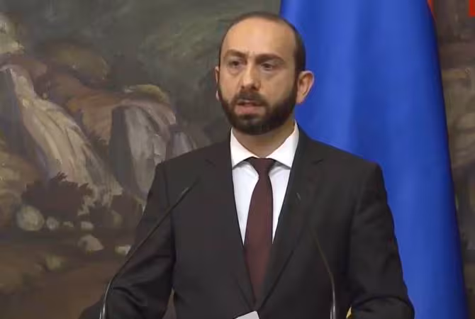 La communauté internationale continue de voir le règlement du conflit du Haut-Karabagh dans le cadre de l'OSCE: Mirzoyan