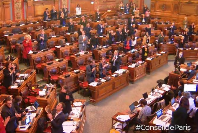Le Conseil de Paris condamne l'agression de l'Azerbaïdjan contre le territoire souverain de l'Arménie