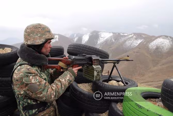 L'armée azerbaïdjanaise ouvre le feu sur des positions arméniennes