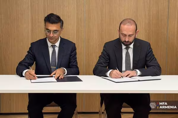 Signature d’un mémorandum d’entente entre l’Arménie et le Fonds international pour
			les médias d’intérêt public