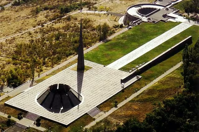 Le président arménien a proposé de créer le Parc de l'unité et de la mémoire près de Tsitsernakaberd