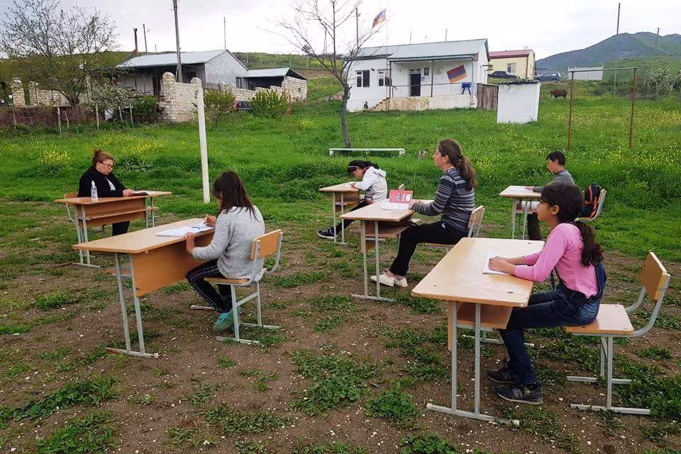 Des cours champêtres sont organisés à Artsakh