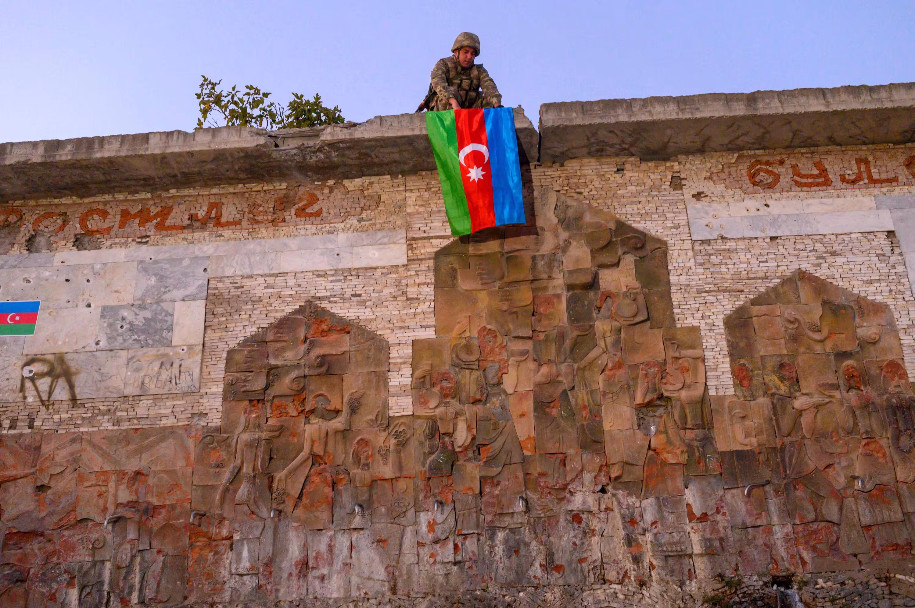 Pourquoi l'Azerbaïdjan continue-t-il à s'armer?