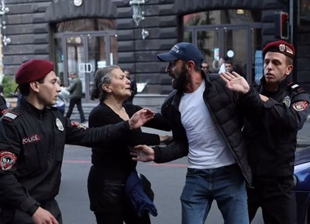 Actions sporadiques, arrestations systématiques