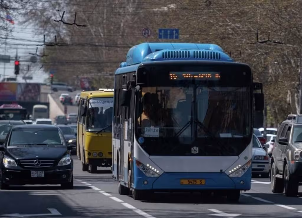 Les débats concernant la nouvelle tarification des transports urbains sont reportés