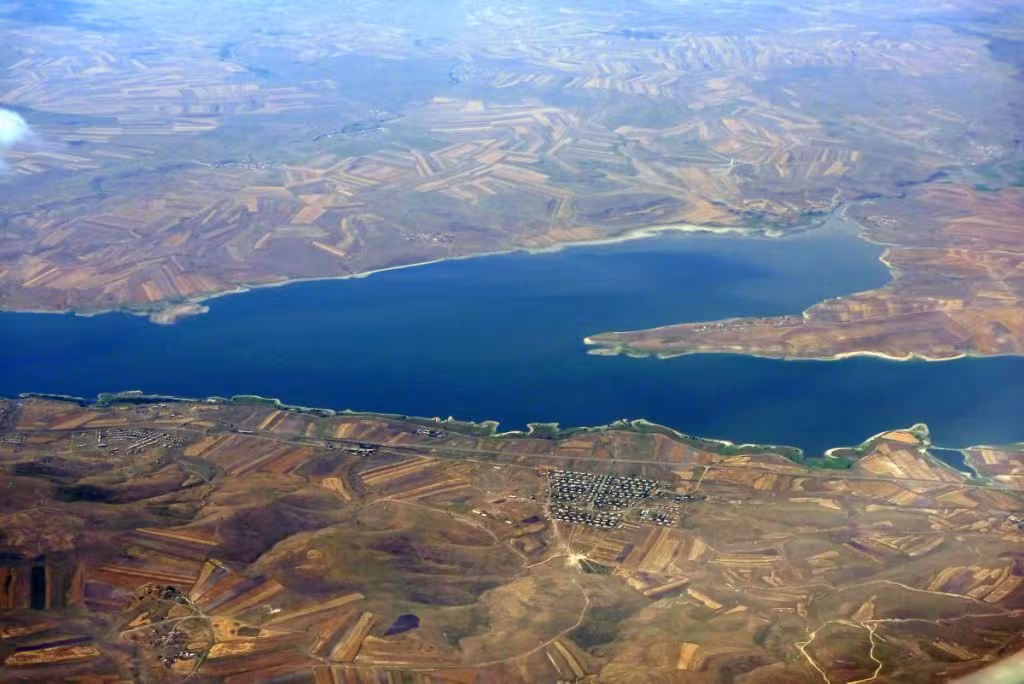 Pas de coopération officielle avec l'Azerbaïdjan en matière de gestion des eaux
			fluviales transfrontalières